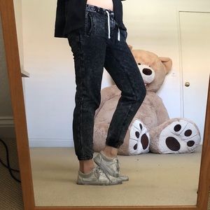 AMERICAN EAGLE acid washed joggers